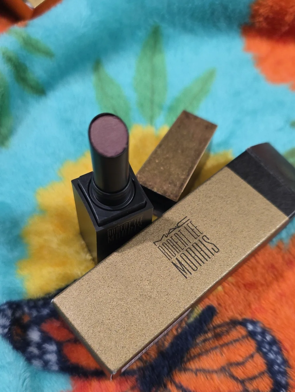 Mac Concord Grape Mattene Lipstick Robert Lee Morris NIB